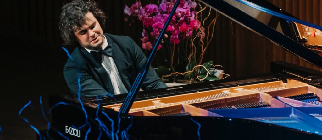 Martín García García